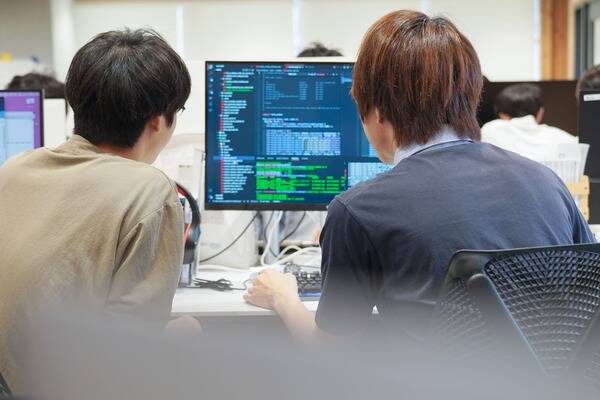 正社員:急成長デスクレスSaaSのスケーラビリティを向上させる、SREを募集