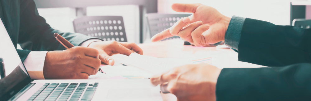 【ITコンサルタント】MGR年収2000万可能！自由な案件選択とWLB実現