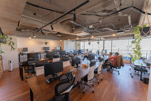 プロダクトマネージャー(PdM)|EC上の試着体験を便利に楽しくする自社サービス