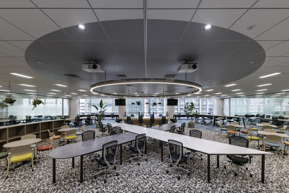 【IT/Data/AI領域】シニアコンサルタント / 経営直下で一気通貫のプロへ